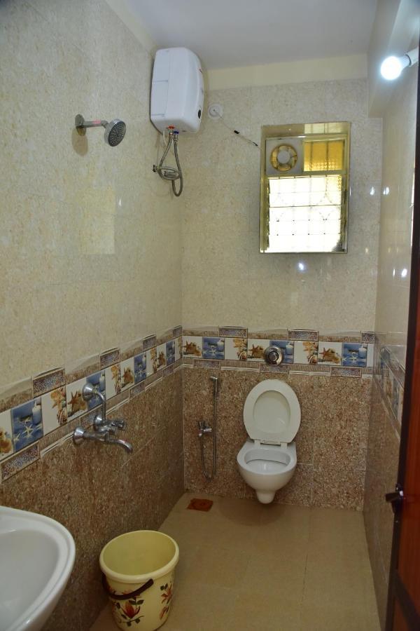 Talaulim Fieldstone Lovely 2 Bhk Ac Apartment מראה חיצוני תמונה